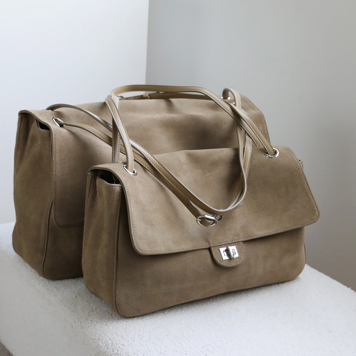 Esther Retro Tote Bag