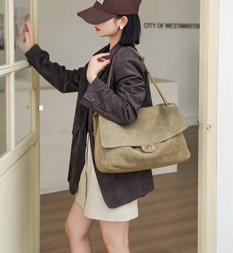 Esther Retro Tote Bag
