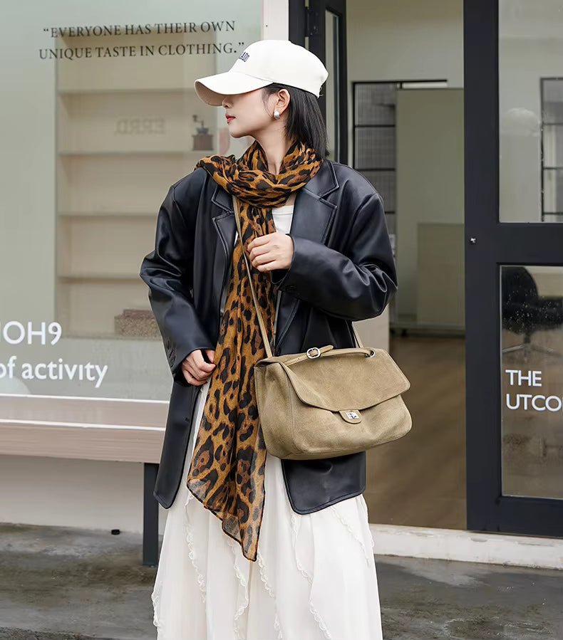 Esther Retro Tote Bag