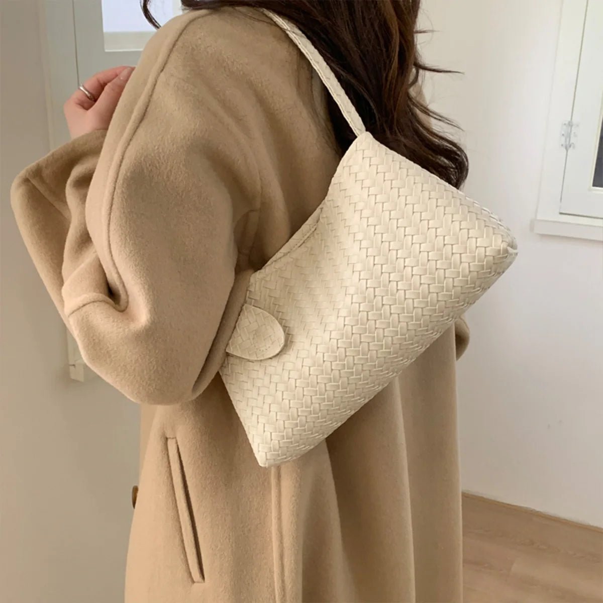 Jasmin Woven Shoulder Bag